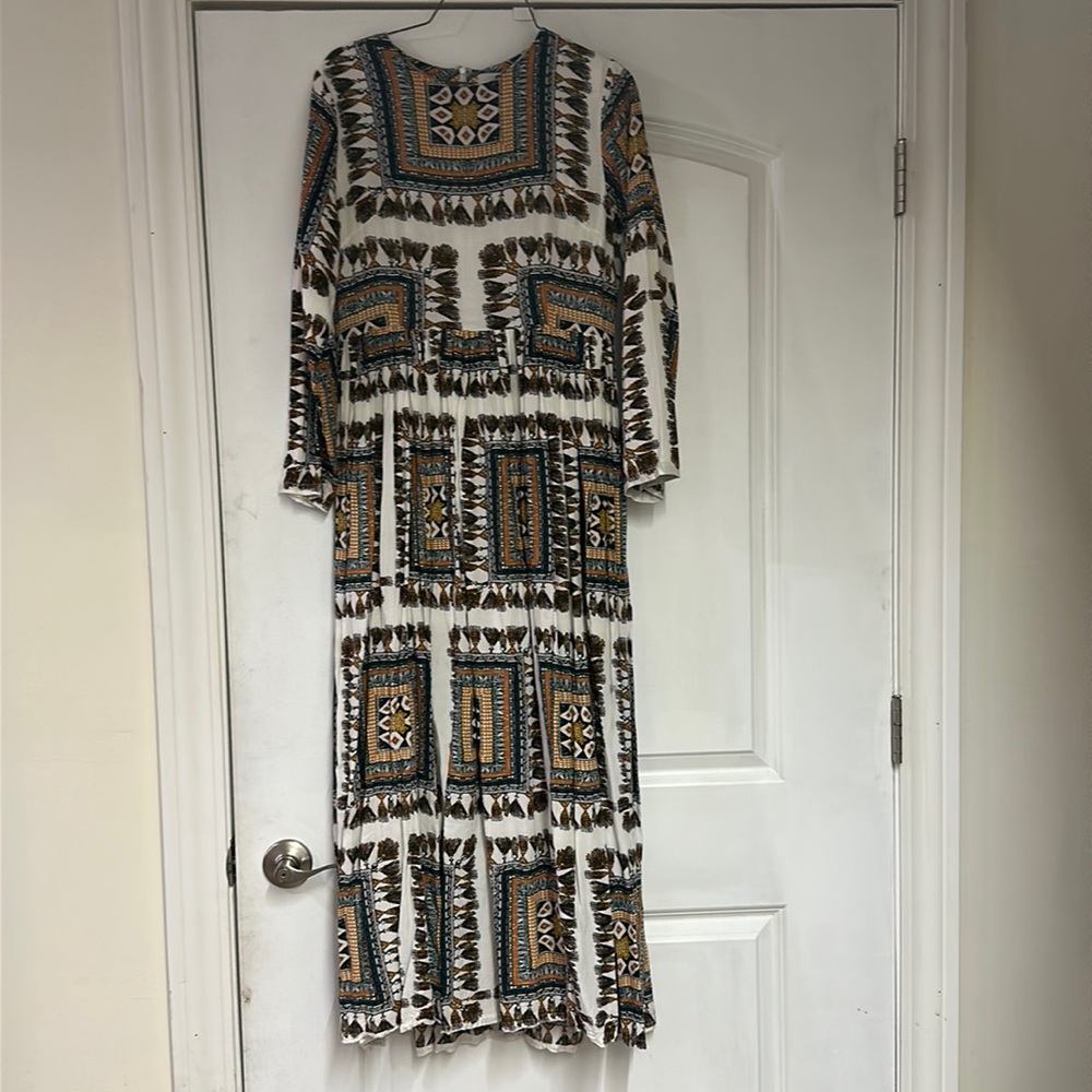 Dainty Jewell’s Dress